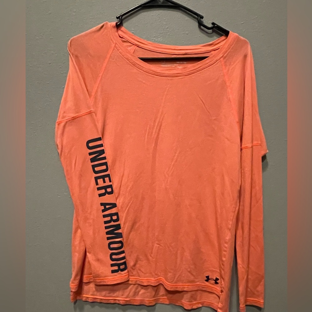 UNDER ARMOUR Pink Long Sleeve